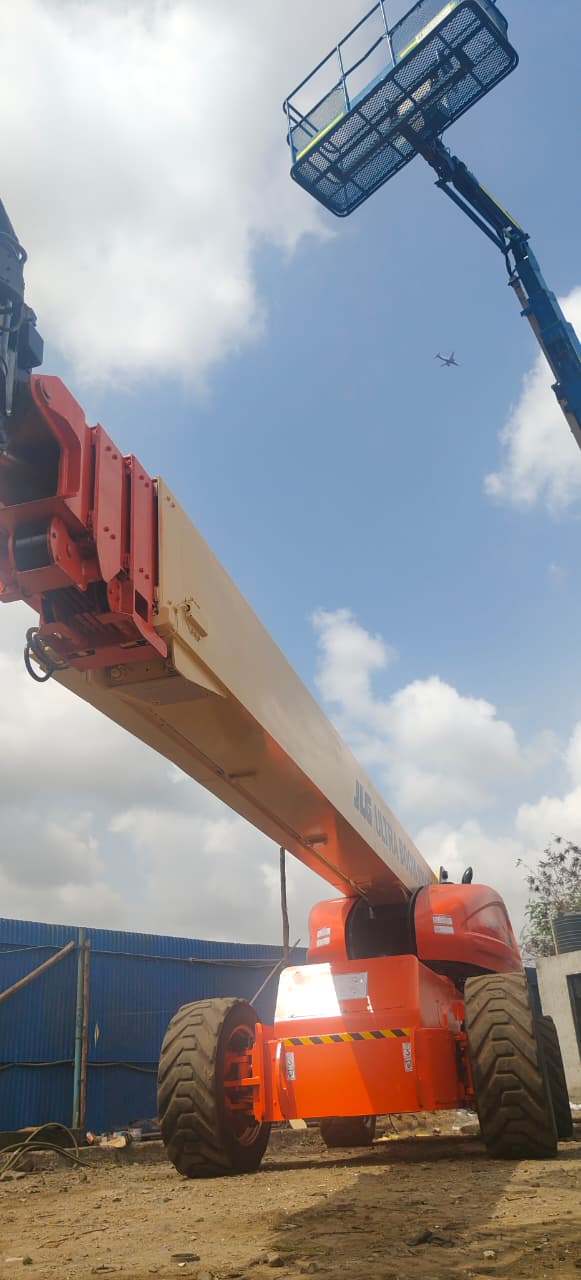 Telescopic Boom Lift - View 2